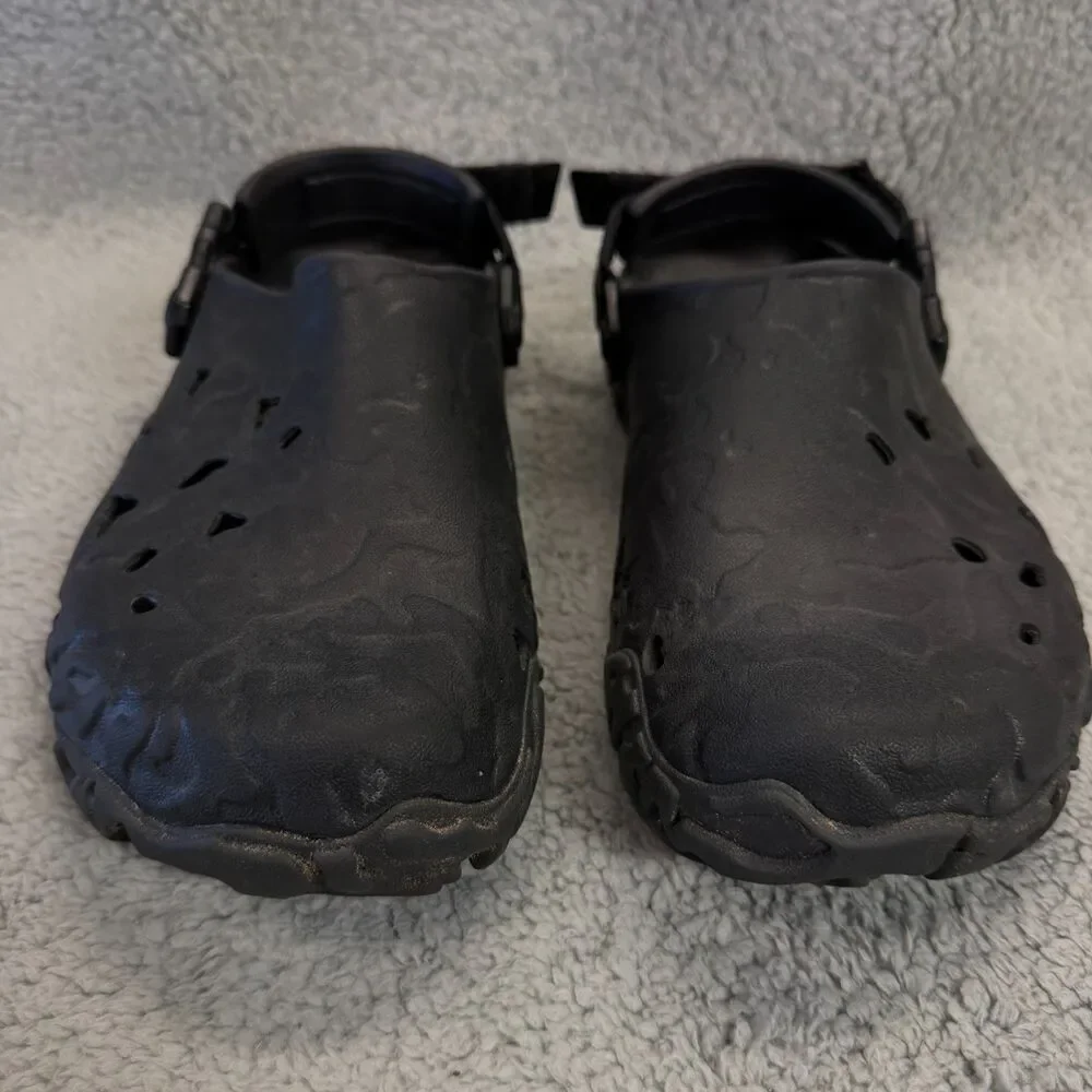 CROCS All-Terrain Atlas Clog Mens 11 Black Sandals 208391-060 Outdoor Rugged MTN